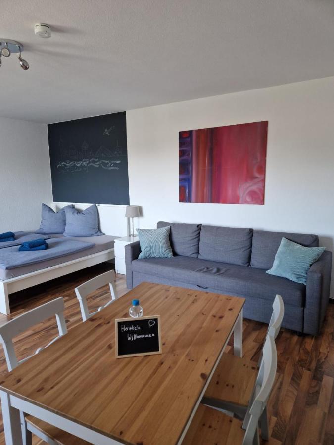 Appartement Well Located Flat With Balcony *